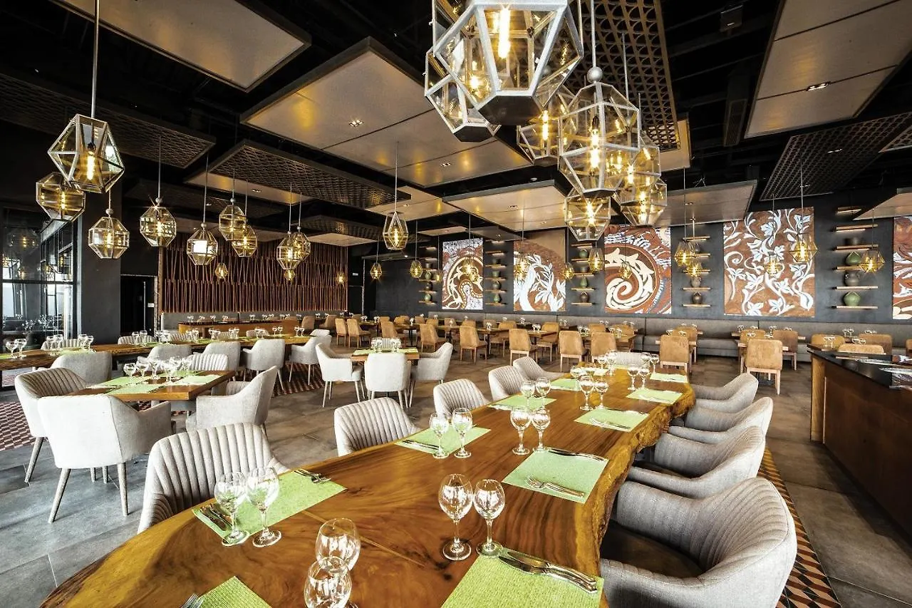 אתר נופש Secrets Royal Beach Punta Cana (Adults Only)